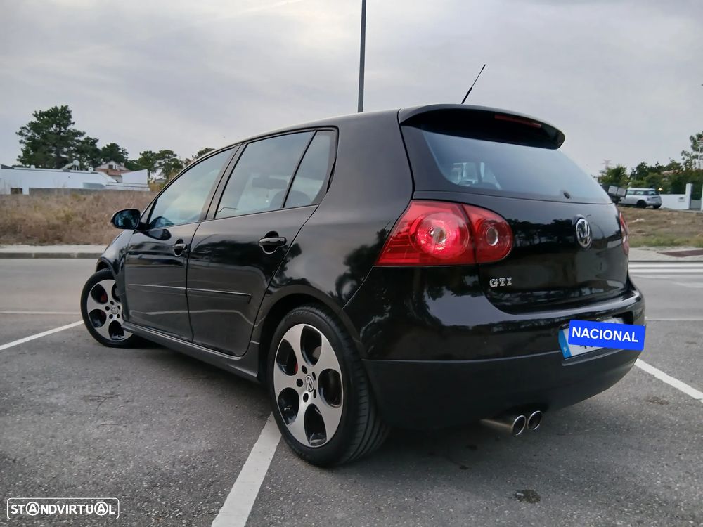 VW Golf 2.0 GTI - 2