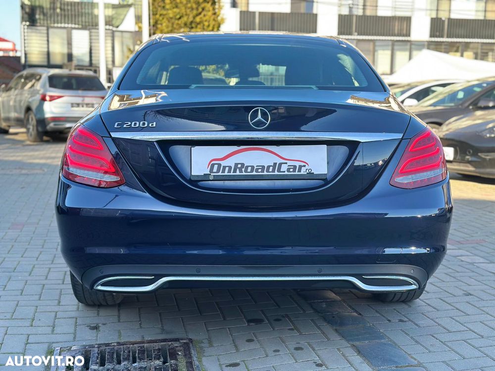 Mercedes-Benz C 220 CDI DPF Automatik BlueEFFICIENCY Avantgarde - 13