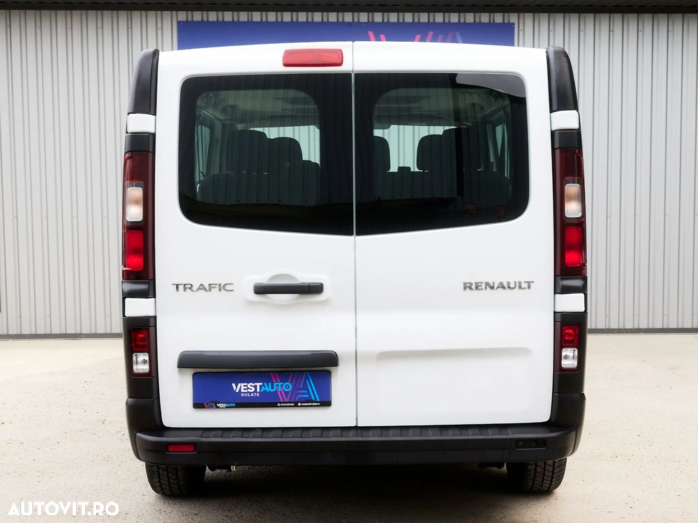 RENAULT Trafic 2022 — imagine 5