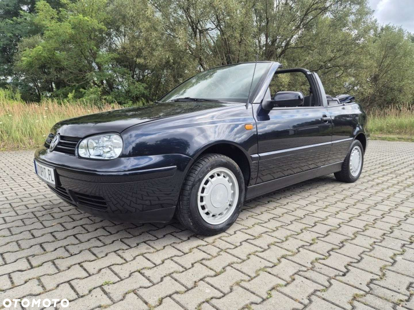 Volkswagen Golf - 36