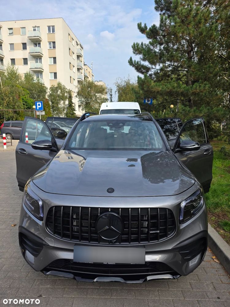 Mercedes-Benz GLB - 2
