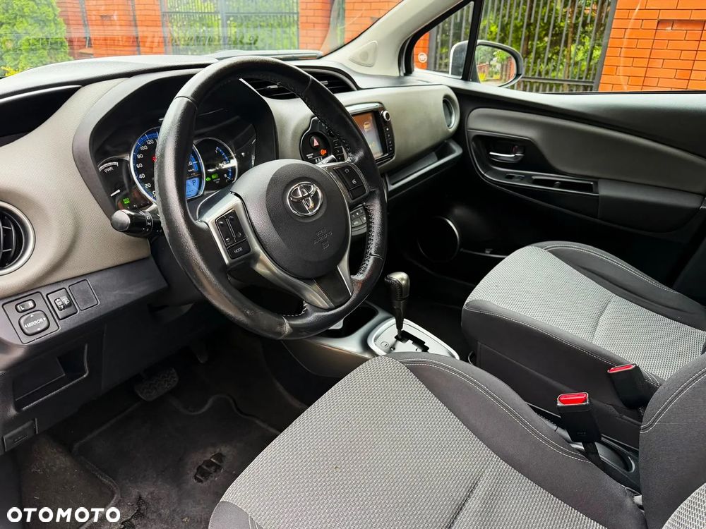 Toyota Yaris 1.5 VVT-i Comfort - 14