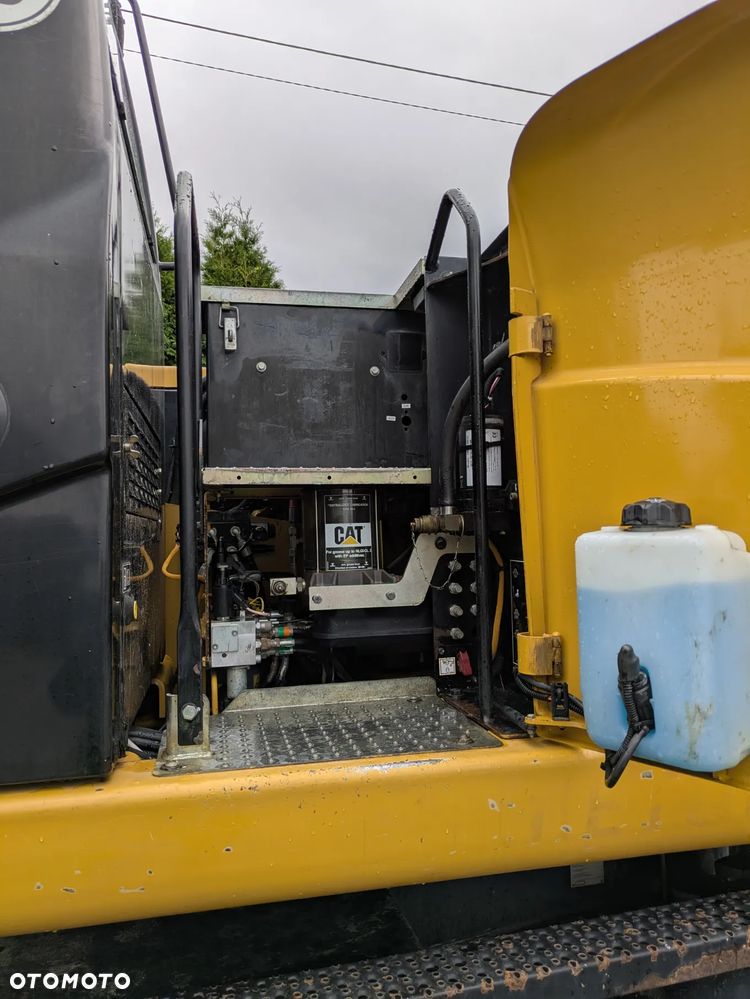 Caterpillar 316D - 8