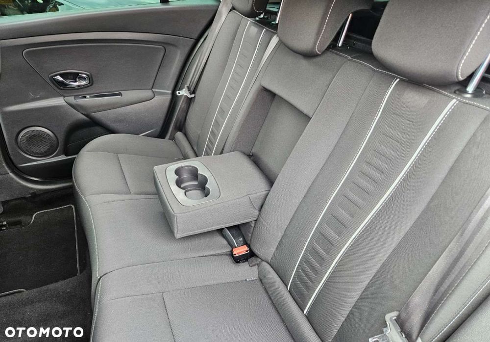 Renault Megane - 25