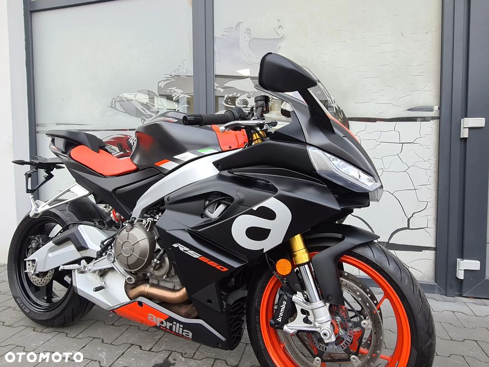 Aprilia RS - 9
