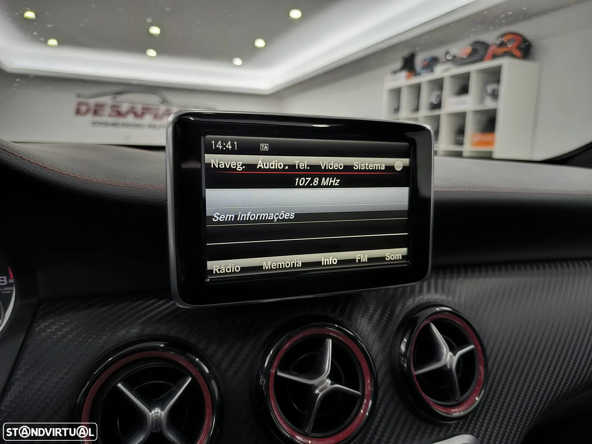 Mercedes-Benz A 45 AMG 4Matic Speedshift 7G-DCT - 50