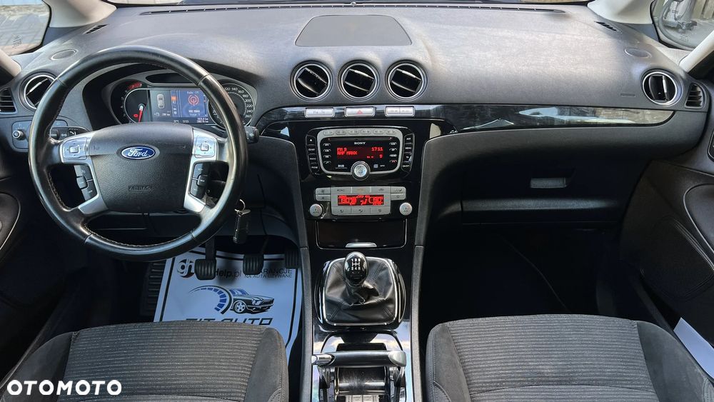 Ford Galaxy 2.0 Ghia - 7