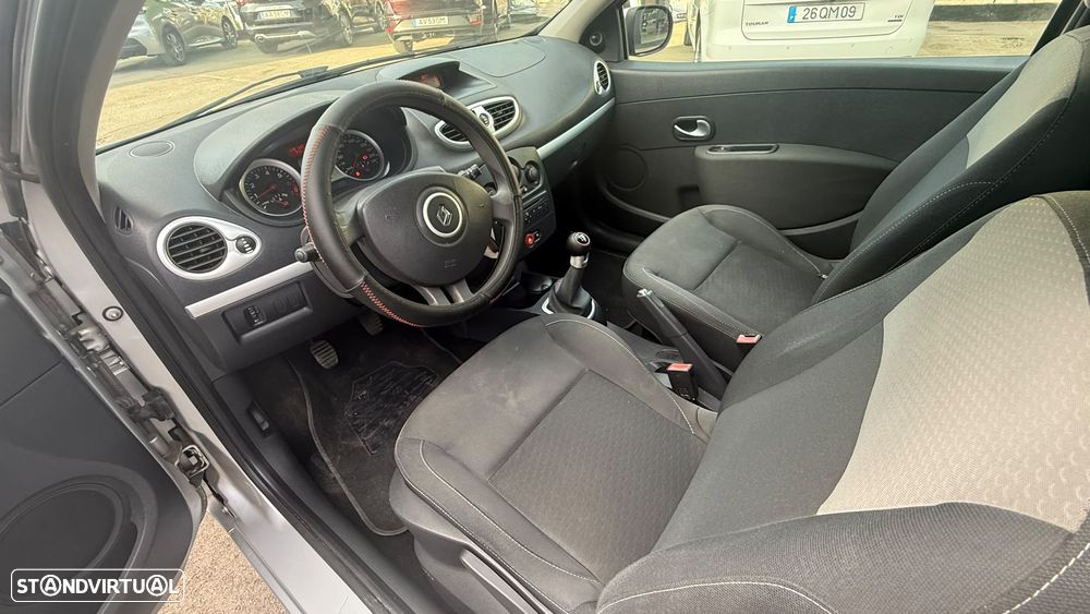 Renault Clio 1.2 16V Dynamique - 14