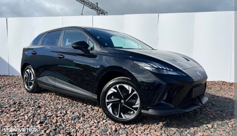MG MG4 64 kWh Luxury - 5