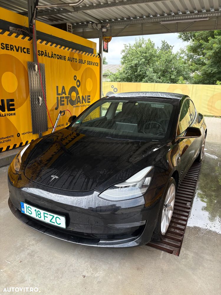 Tesla Model 3 Langstreckenbatterie Allradantrieb Dual Motor - 5
