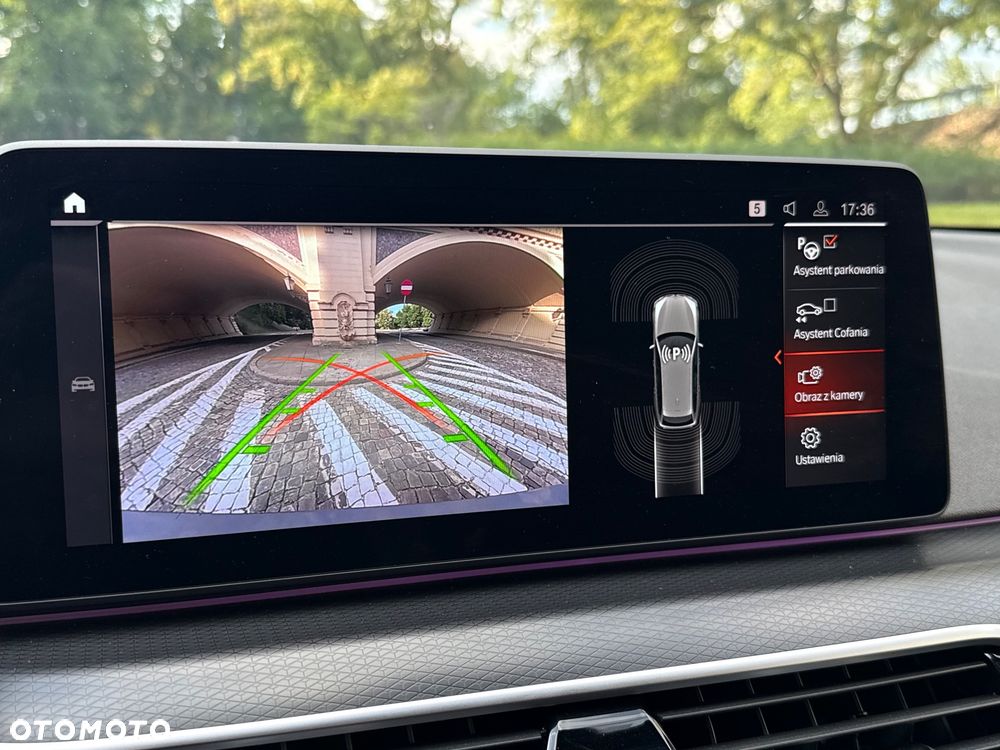 BMW Seria 5 520d M Sport Edition - 29