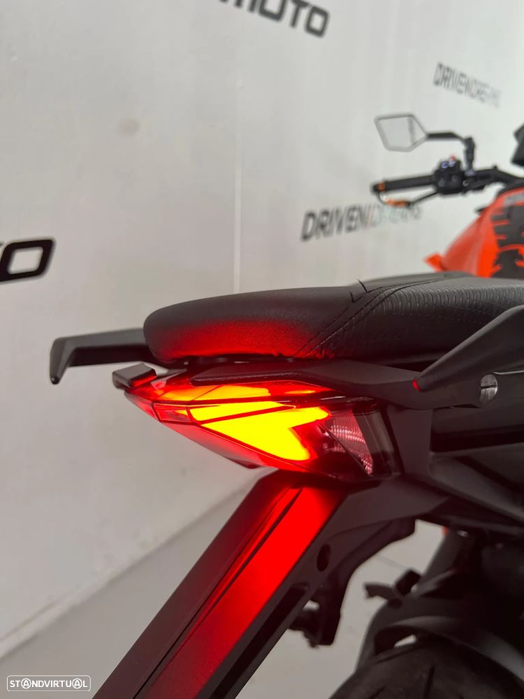 KTM Duke 390 - 17