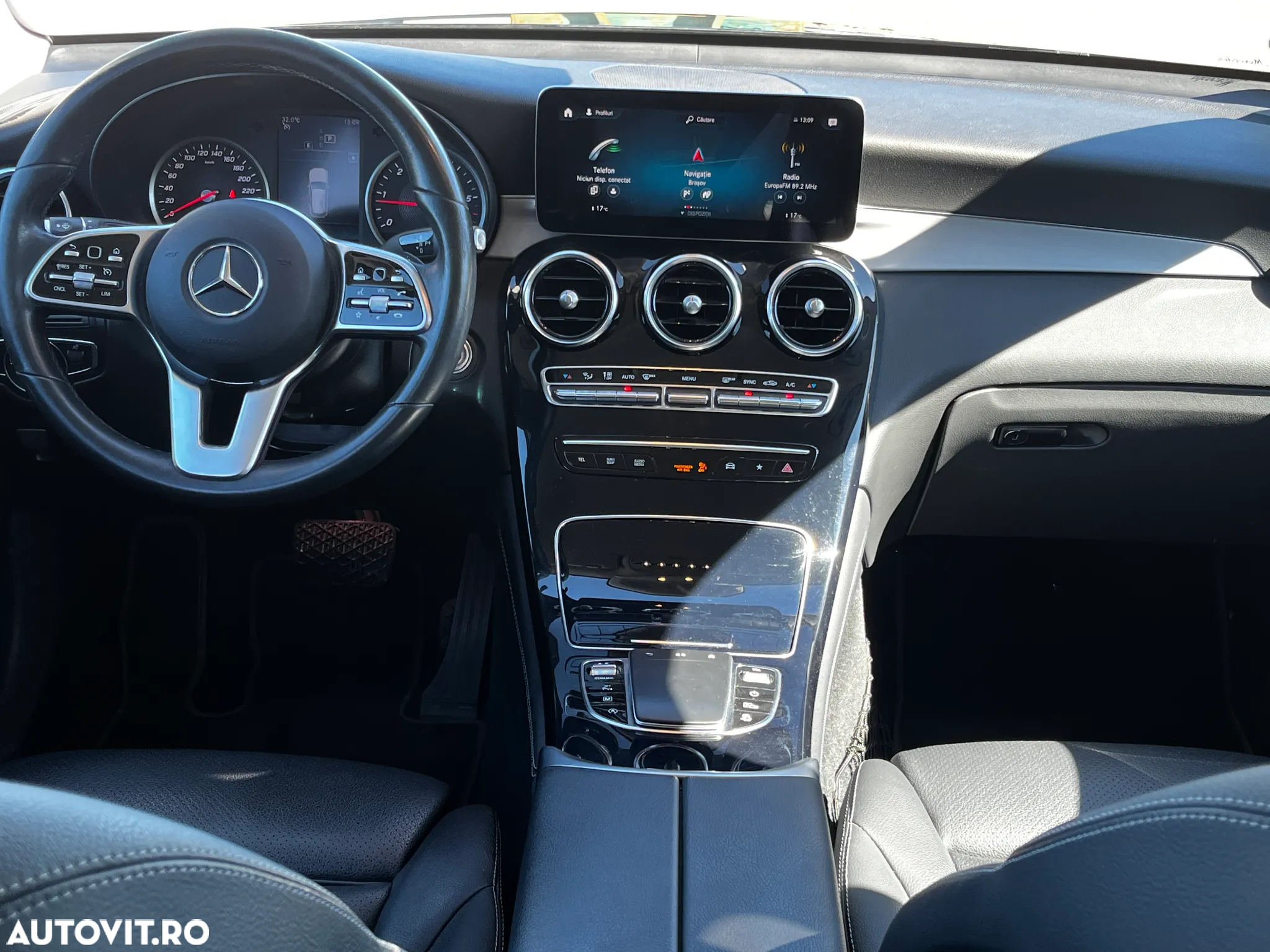 Mercedes-Benz GLC 220 d 4Matic 9G-TRONIC - 11
