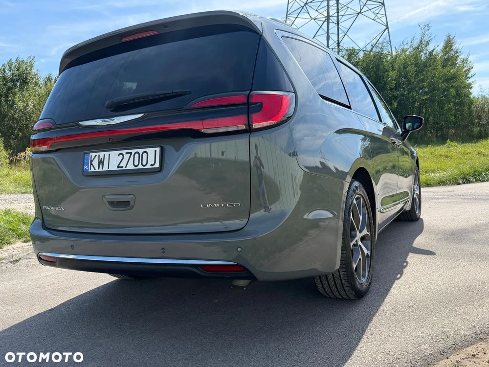 Chrysler Pacifica - 39