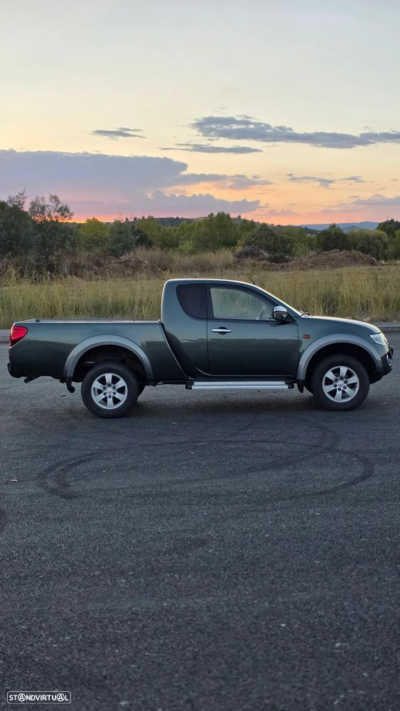 Mitsubishi L200 Pick Up 4x4 Intense Club Cab - 4