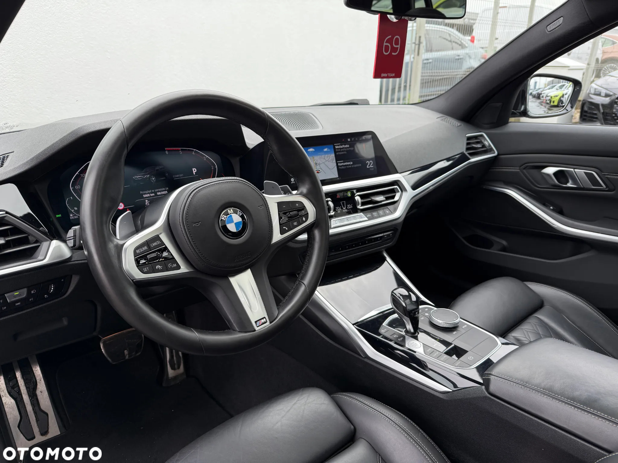 BMW Seria 3 320d M Sport - 16