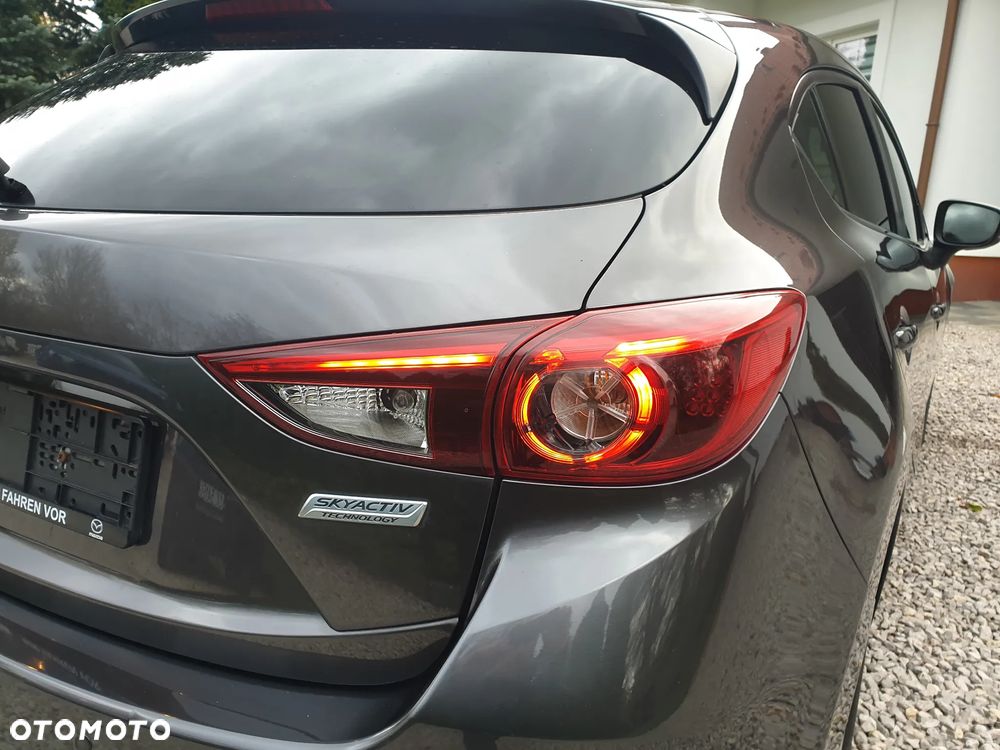 Mazda 3 SKYACTIV-G 120 Signature - 9