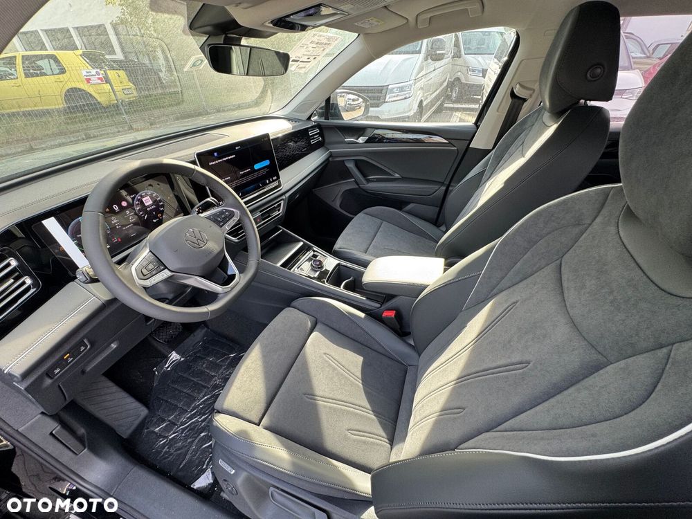 Volkswagen Tiguan - 23