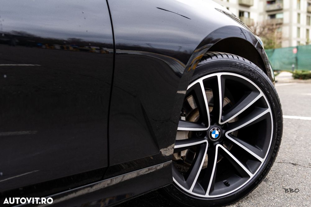 BMW Seria 3 330e Aut. Sport Line - 6