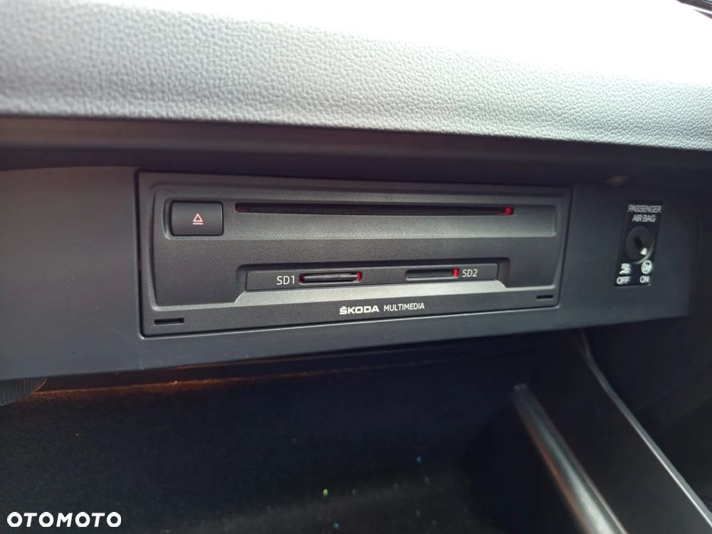 Skoda Octavia 1.2 TSI Active DSG - 32