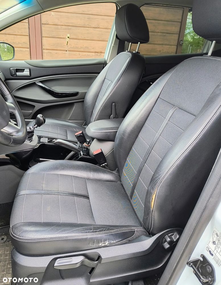 Ford Kuga 2.0 TDCi Titanium S - 12
