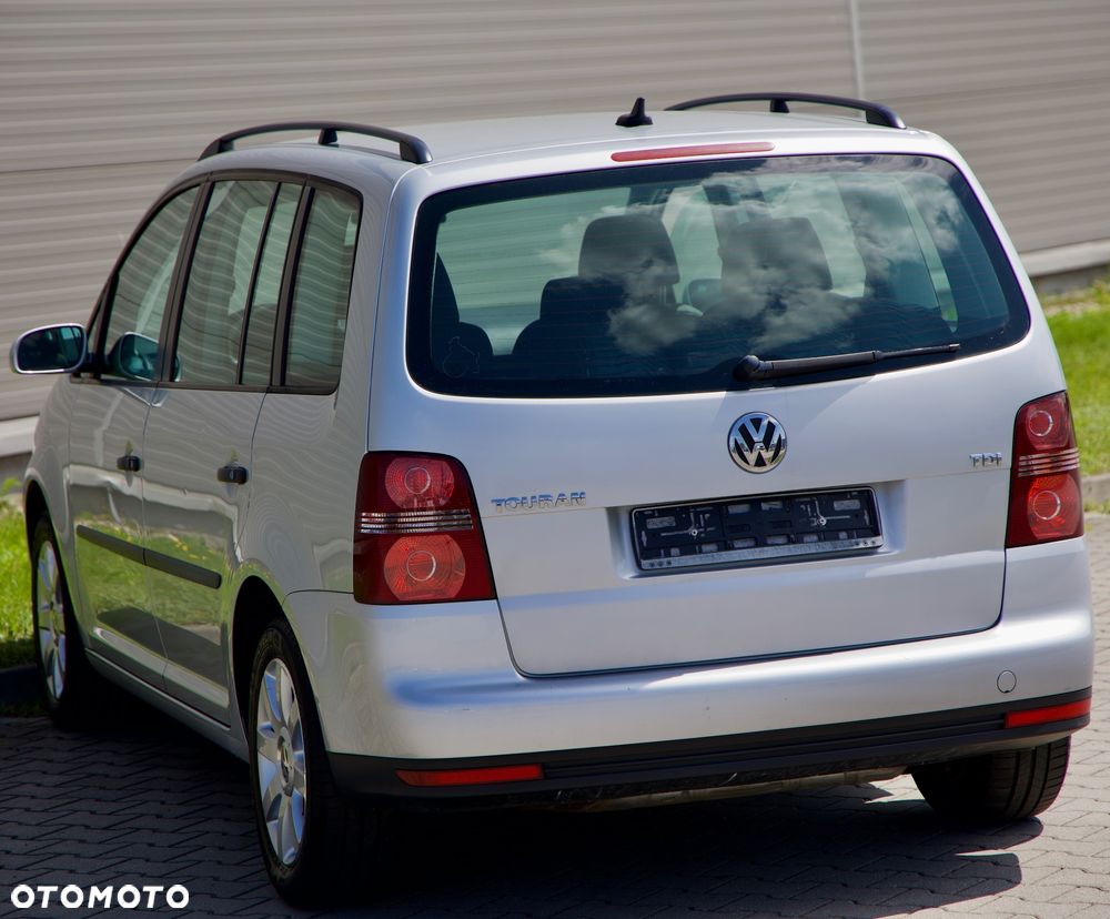 Volkswagen Touran 1.9 TDI DPF Blue Motion Trendline - 9