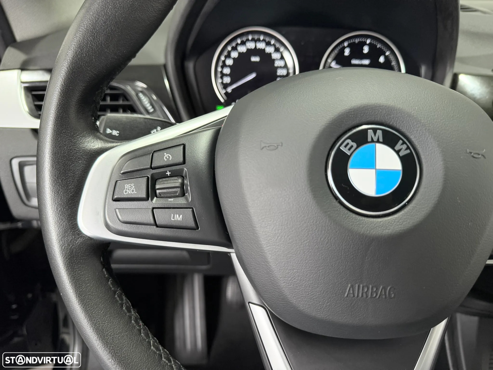 BMW X1 16 d sDrive Advantage - 23
