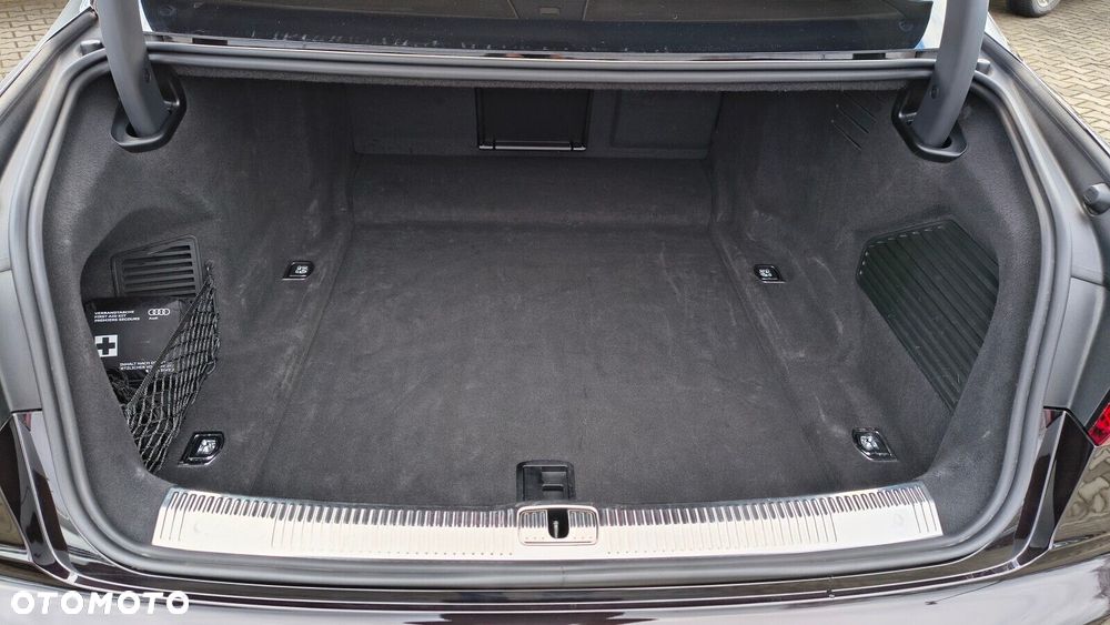 Audi A8 - 13