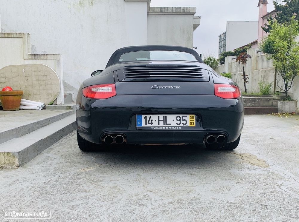 Porsche 911 (997) Carrera - 8