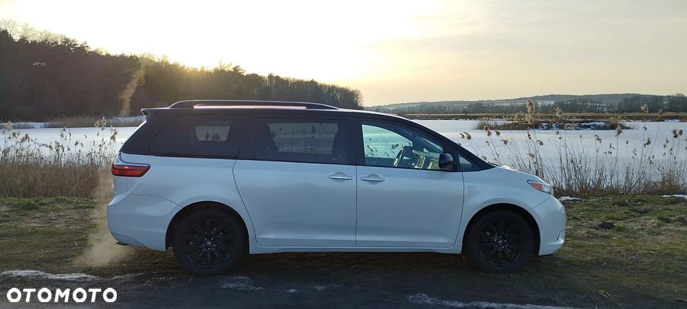 Toyota Sienna 3.5 V6 XLE AWD - 30