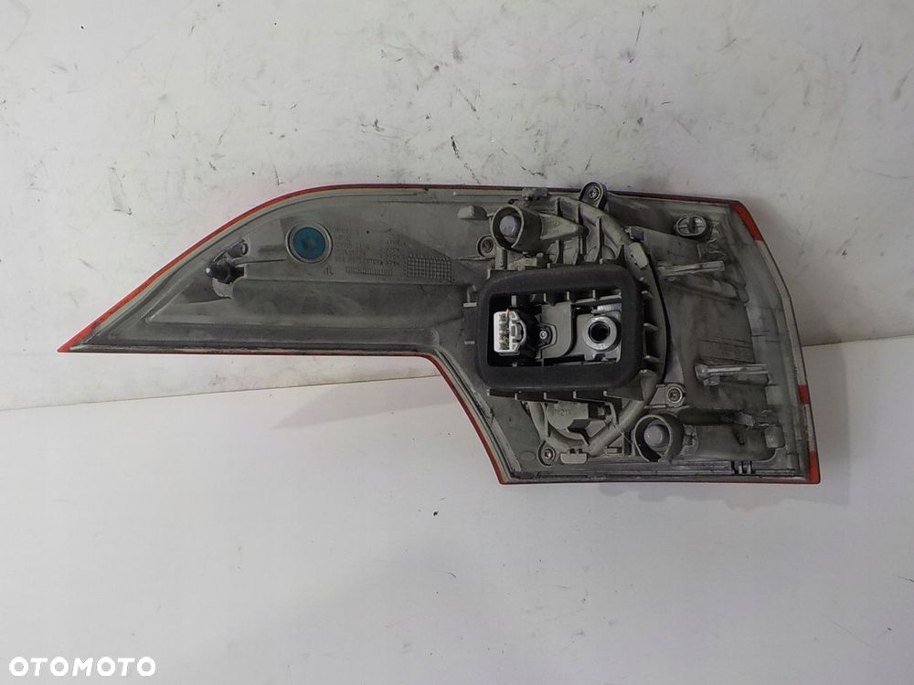FORD B-MAX LAMPA PRAWA TYŁ TYLNA - 3