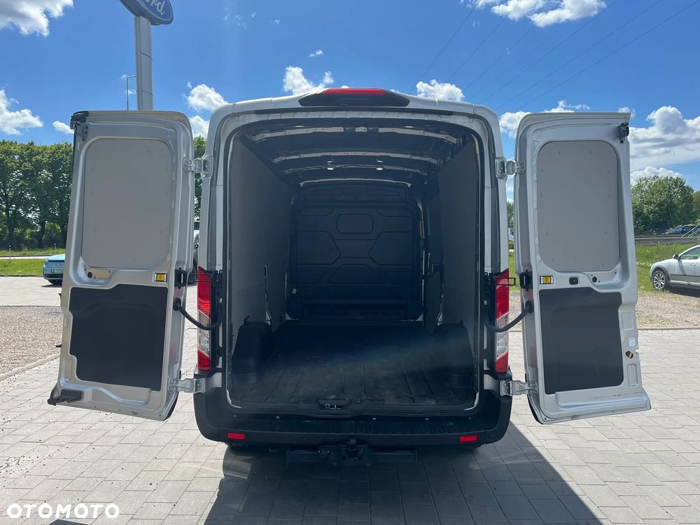 Ford Transit - 11