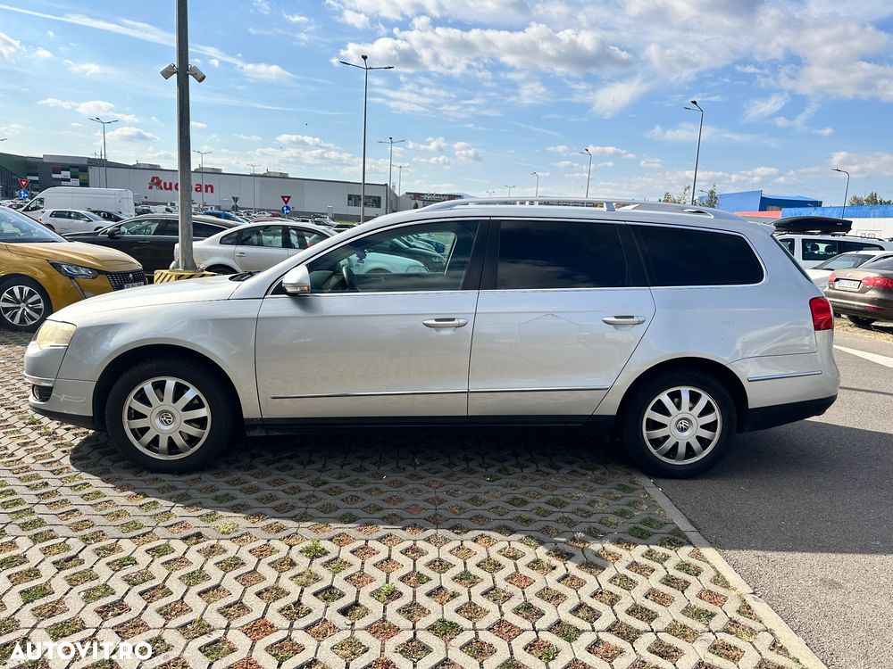 Volkswagen Passat - 4