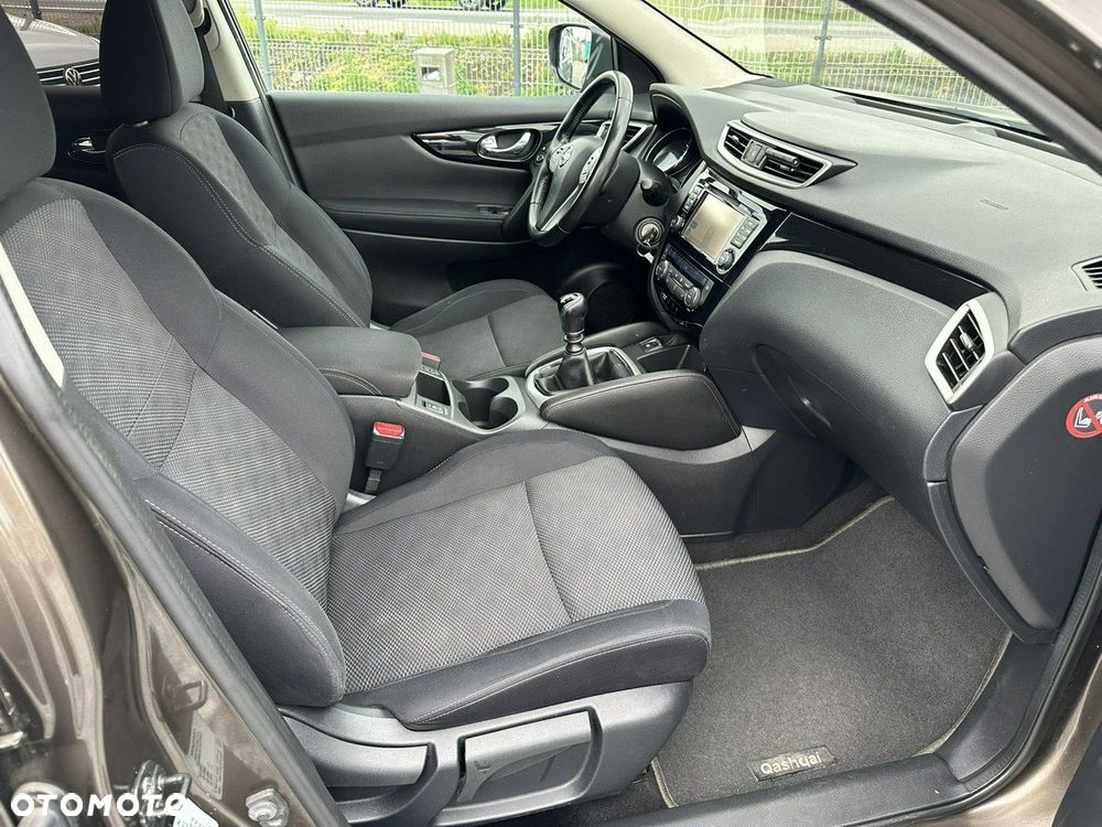 Nissan Qashqai 1.2 DIG-T Acenta - 27