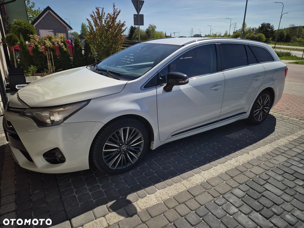 Toyota Avensis 1.8 Selection MS - 3