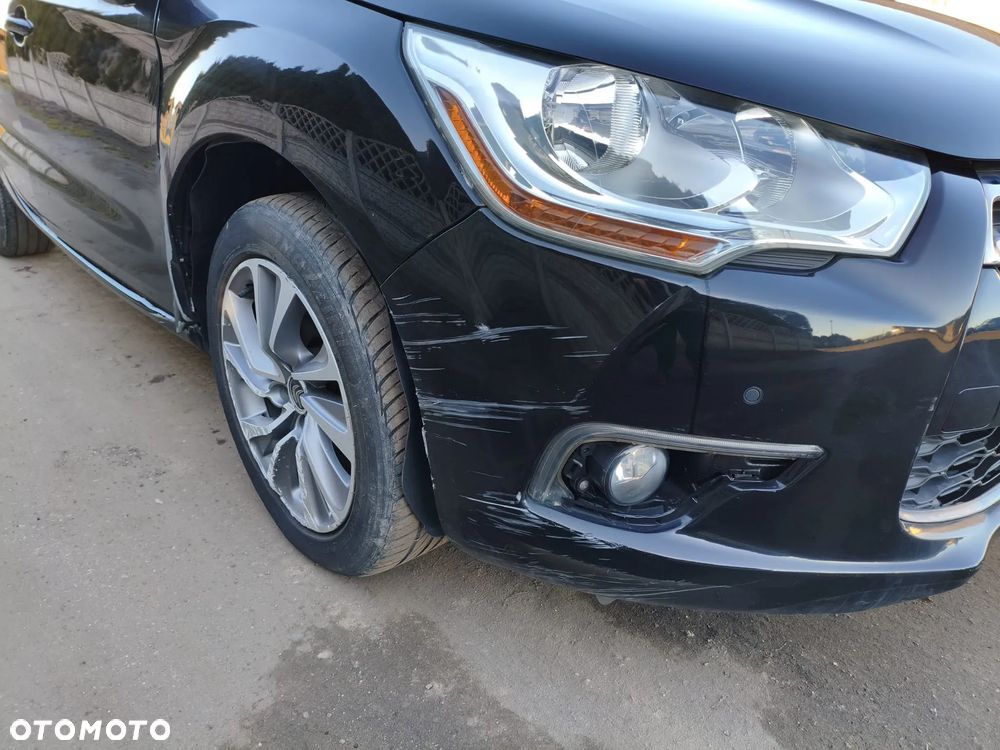 Citroën DS4 2.0 BlueHDi SoChic S&S - 4