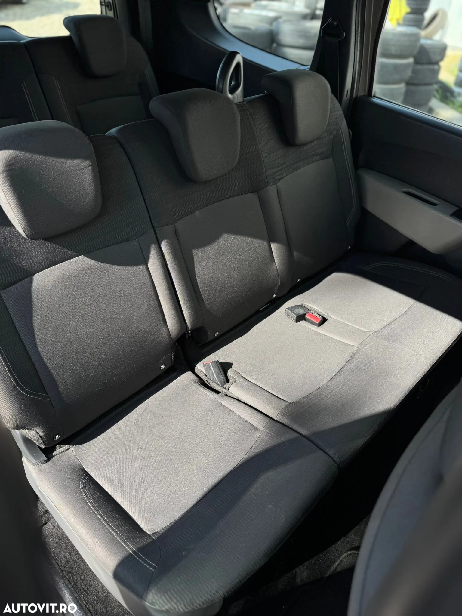 Dacia Lodgy - 38