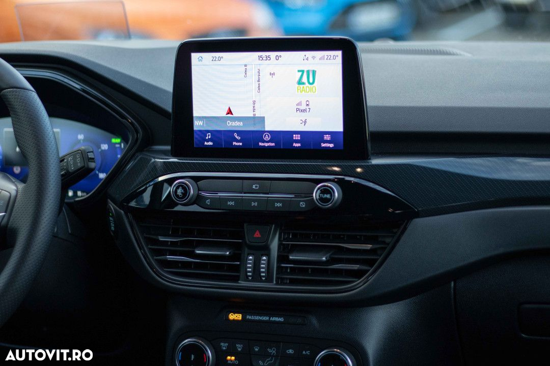 Ford Kuga - 33