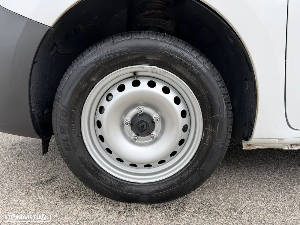 Renault Kangoo Maxi 3lug c/IVA deductivel Nacional - 17