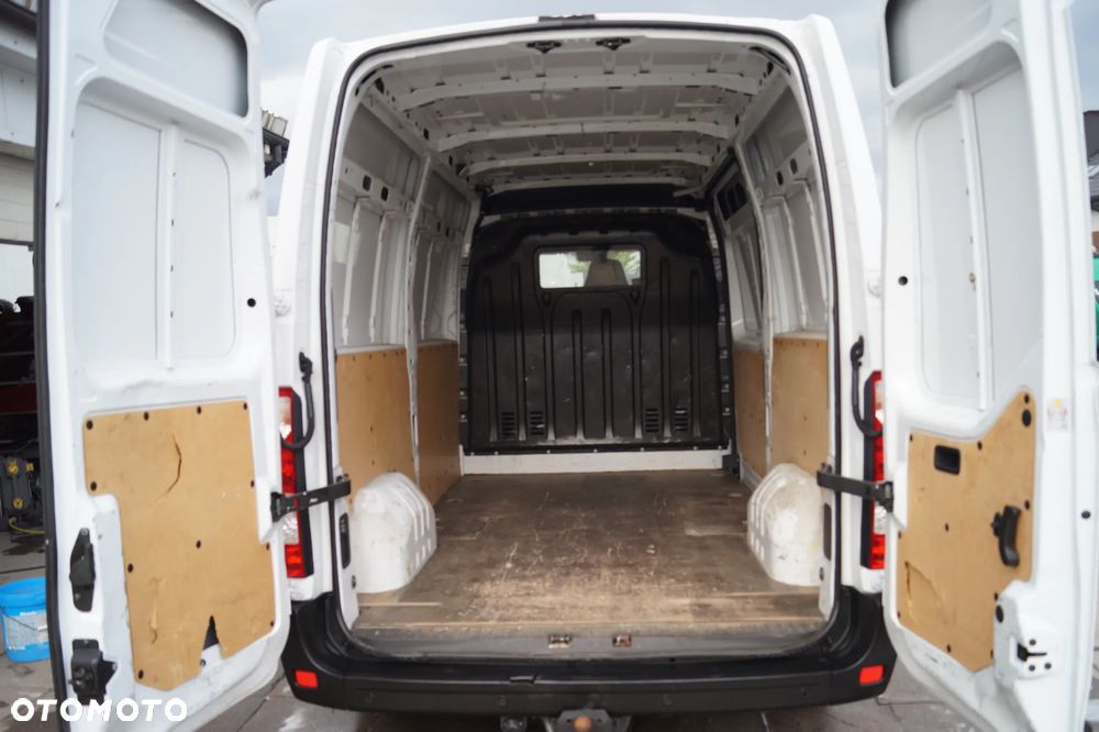 Renault Master - 33