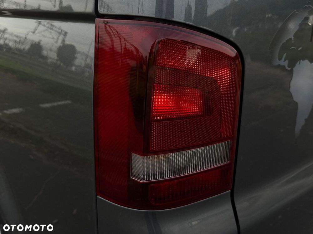 Volkswagen Multivan - 35