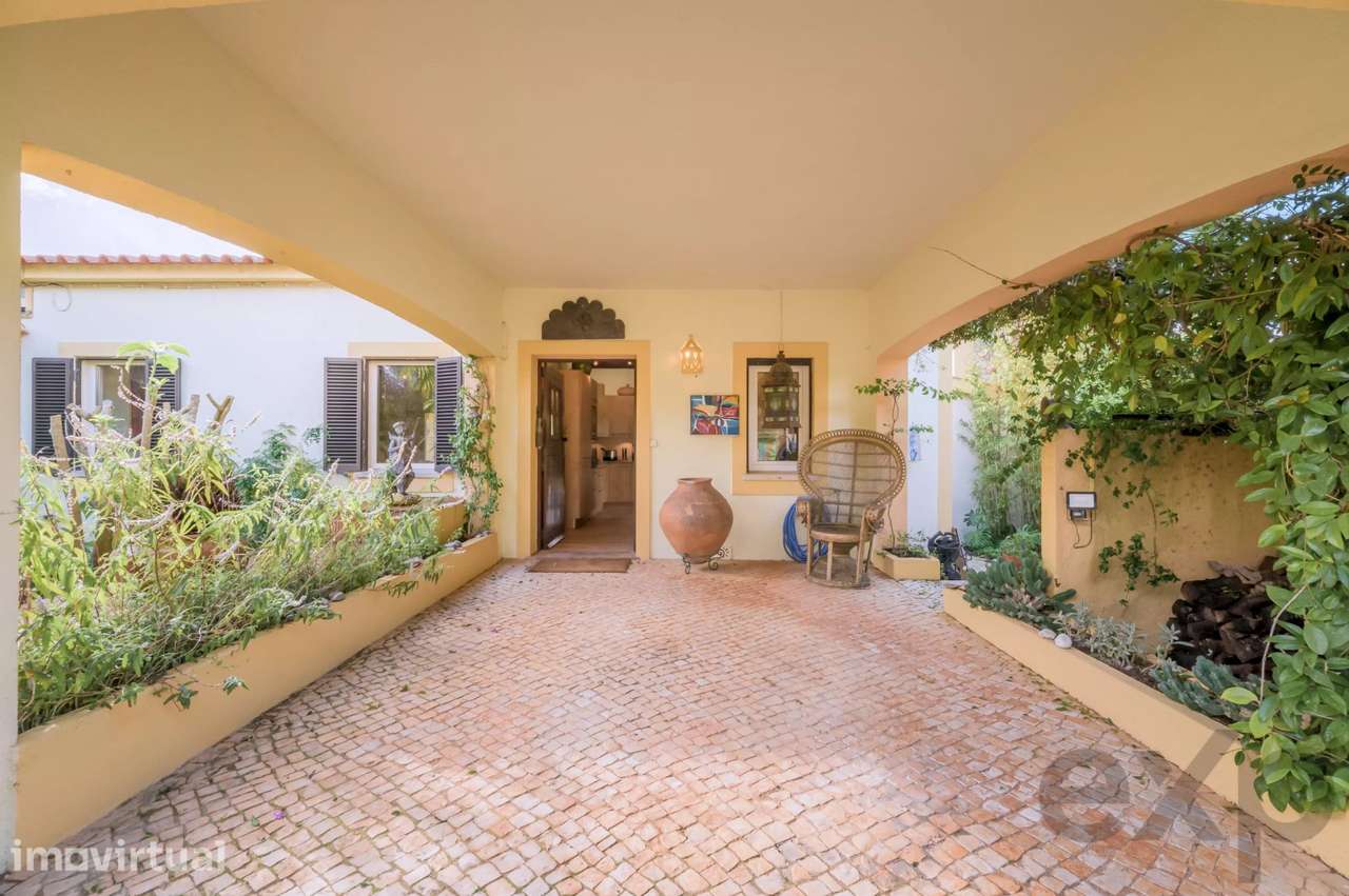 Moradia rural com 4 + 1 quartos, sauna, piscina e jardins deslumbrante - Grande imagem: 4/60
