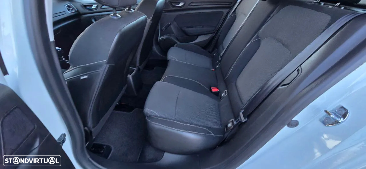 Renault Mégane 1.2 TCE Zen - 19