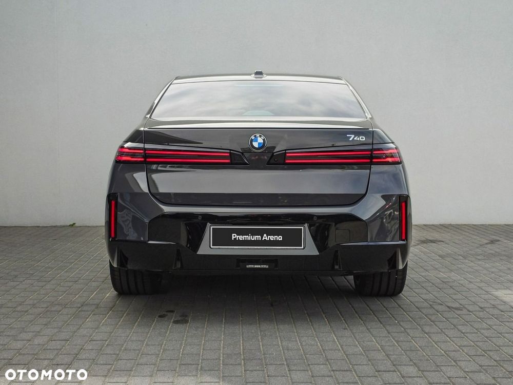 BMW Seria 7 - 7