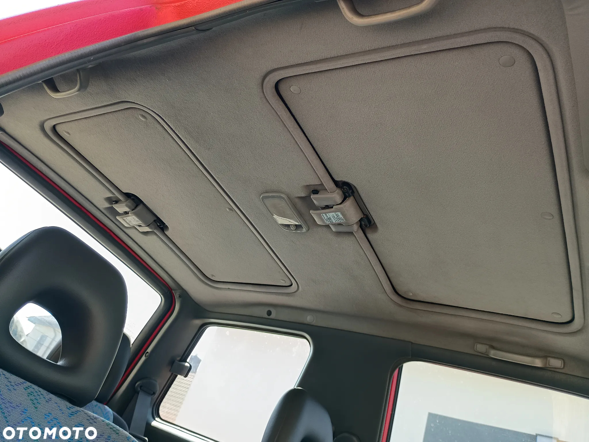 Toyota RAV4 2.0 - 7