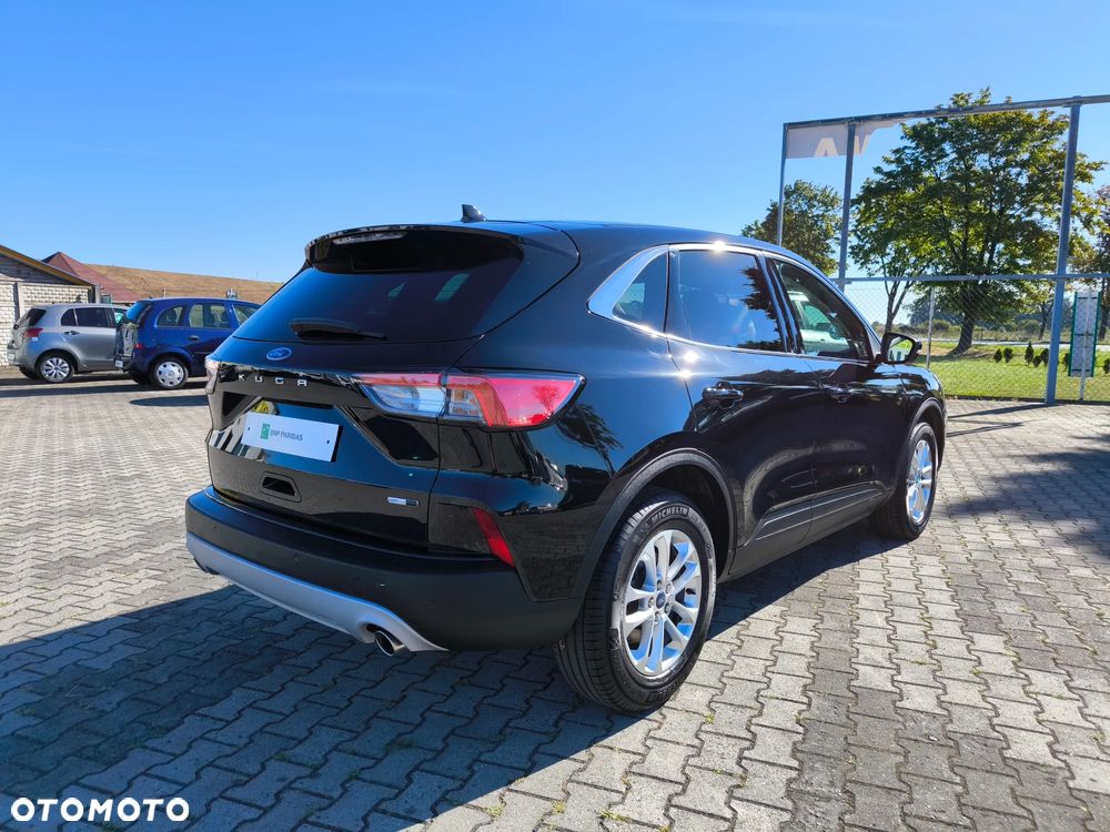 Ford Kuga 2.0 TDCi 2x4 Titanium - 5