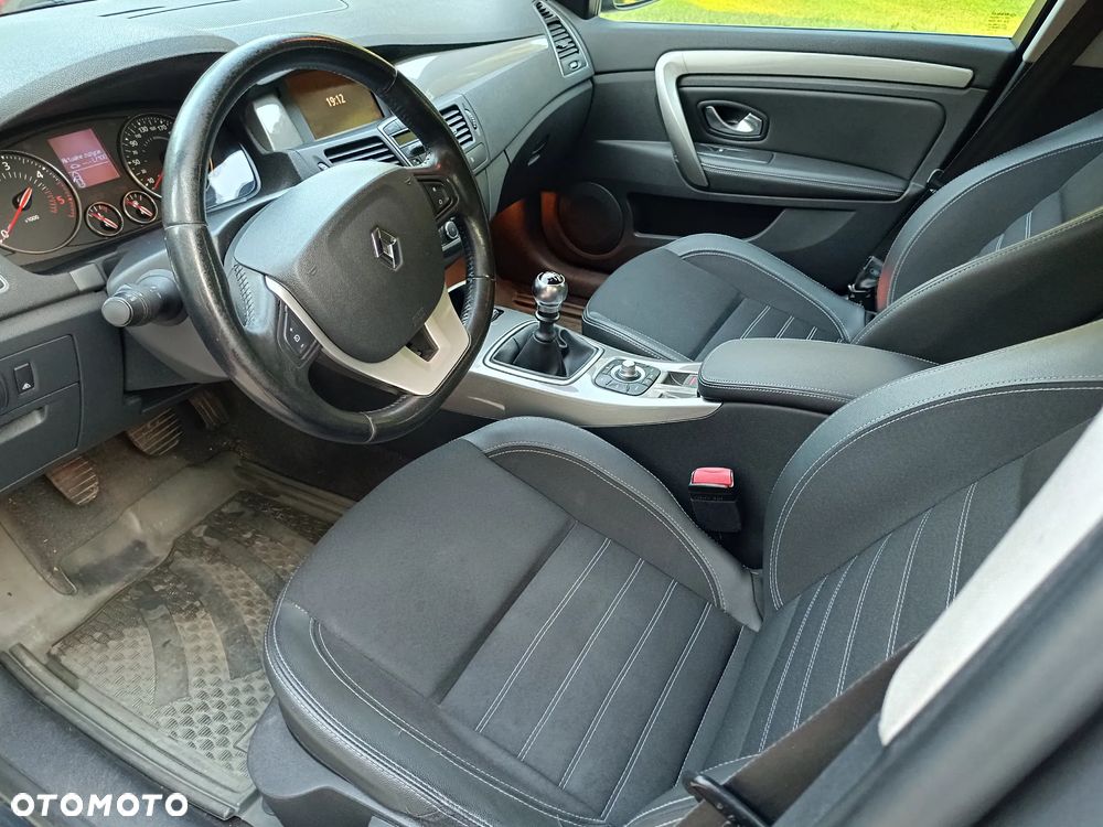 Renault Laguna 2.0 dCi Tech Run ESM - 21