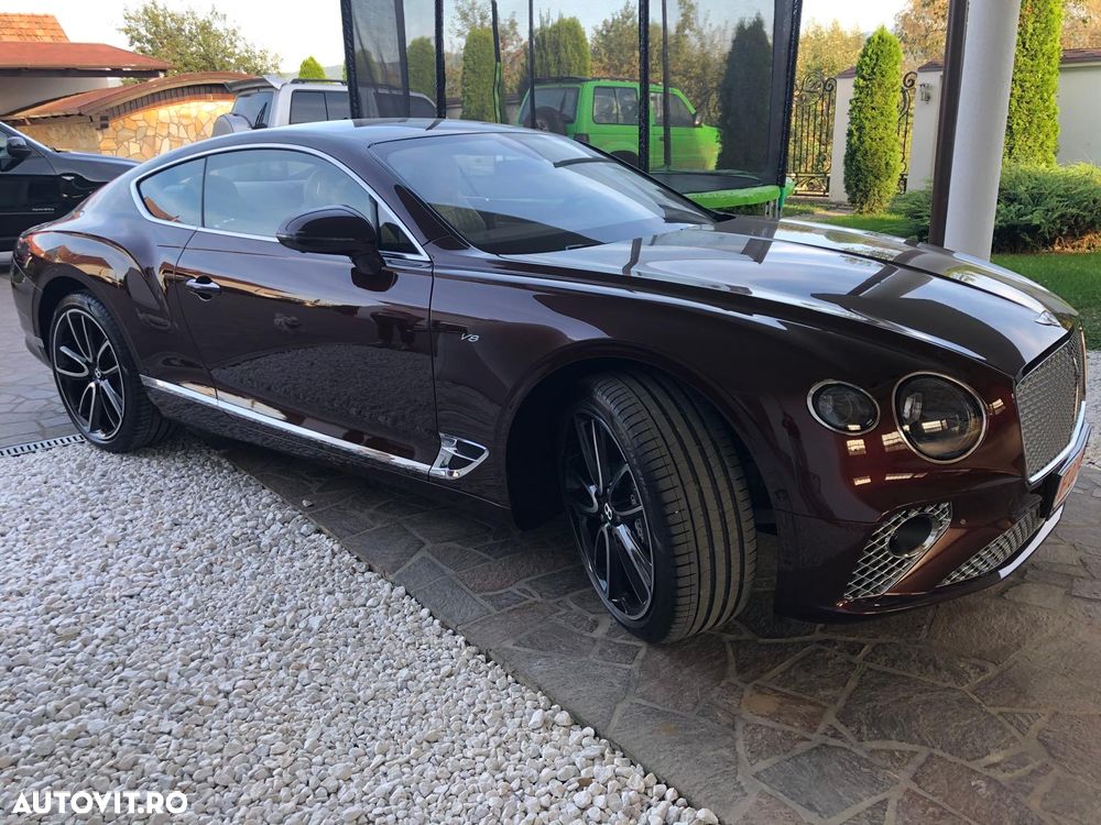 Bentley Continental W12 - 8