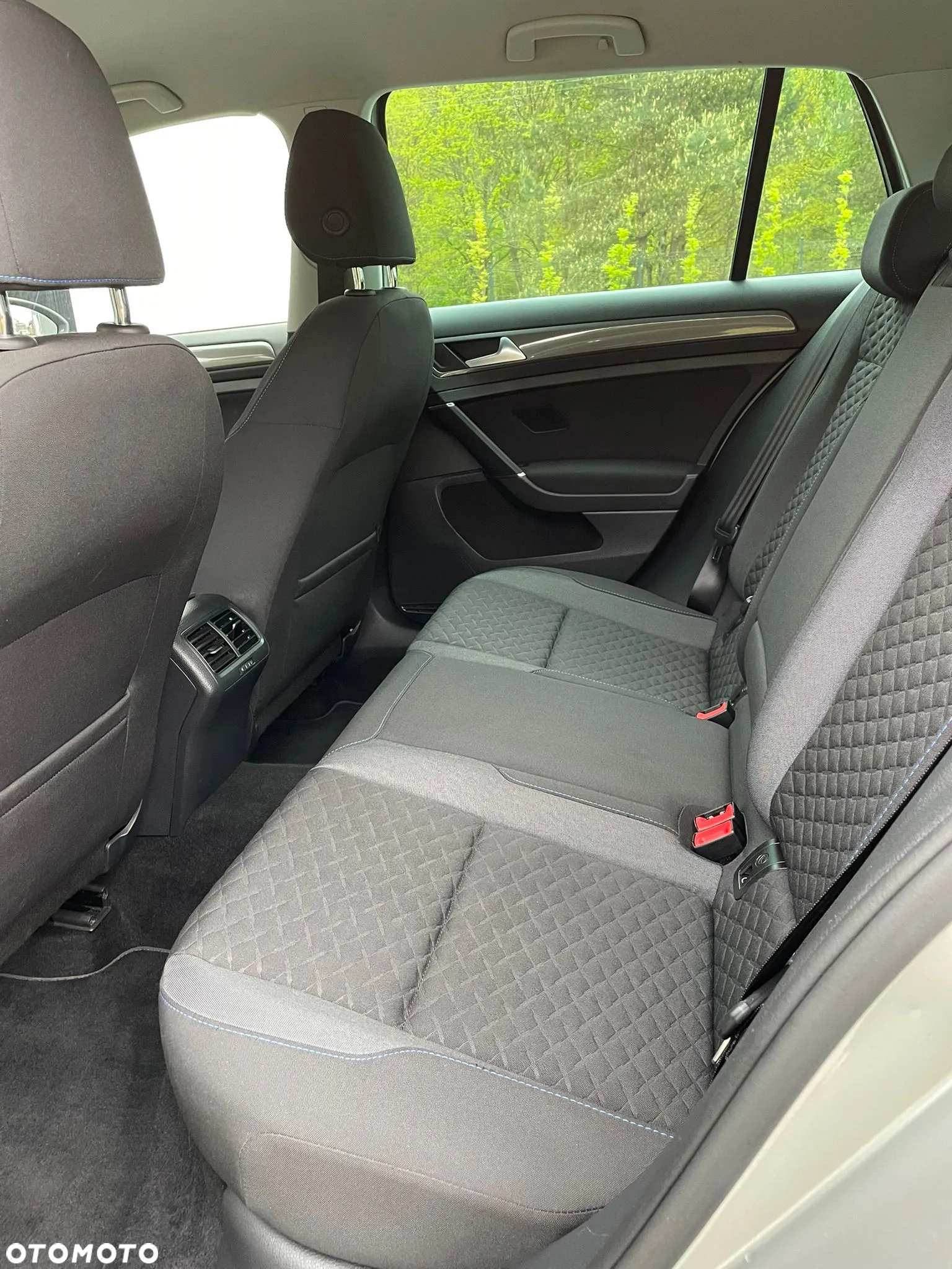 Volkswagen Golf VII 1.0 TSI Comfortline DSG - 11