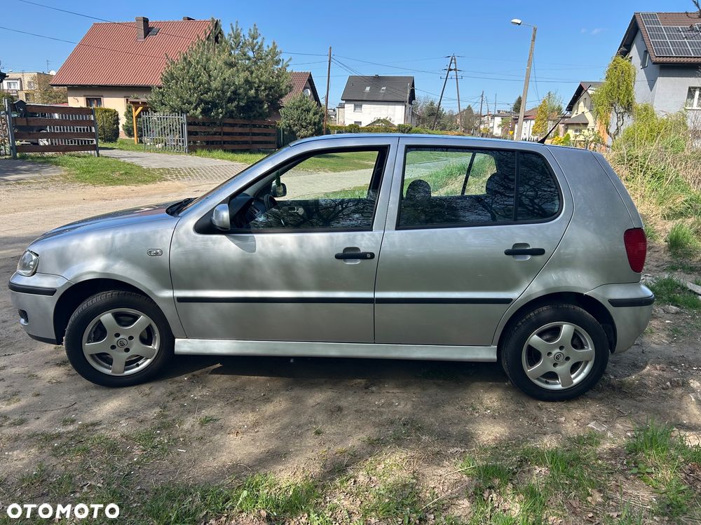 Volkswagen Polo 1.4 16V Comfortline - 6